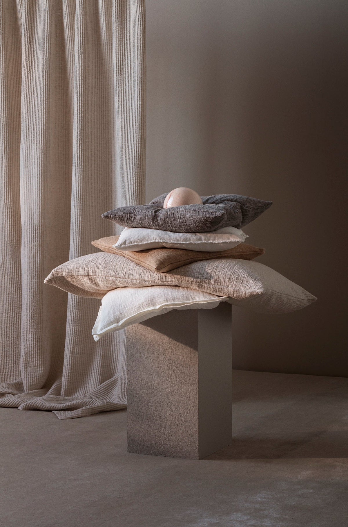 Tate Cushion - Natural