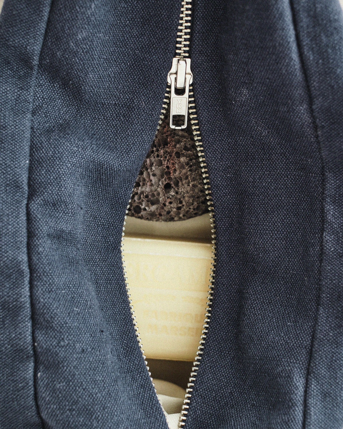 Mira Pouch / Indigo